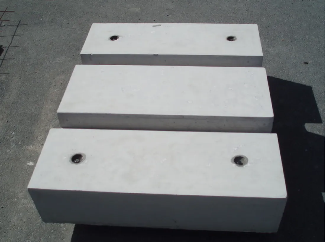 Sv Prefa Beton Prefabrique Chanverrie Socle Pour Affichage Publicitaire 1